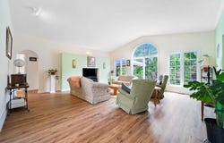 4 Beechwood Crescent, Oro-Medonte, Ontario L0L1T0