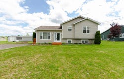 25 Clement Avenue, Saint-Antoine, New Brunswick E4V 1E2