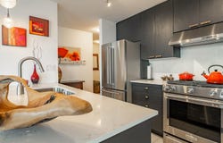 39 Sixth Street, New Westminster, British Columbia V3L0B3