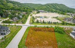 100 Interlaken Court, Blue Mountains, Ontario L9Y 0Z5