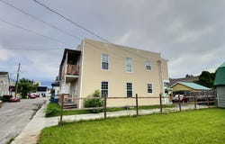 419-421 Rue St-Jacques, Chicoutimi, QC G7J2T2, CA, Chicoutimi, Quebec G7J2T2