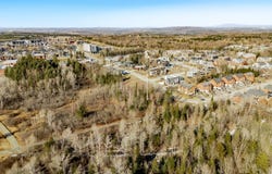 Rue du Chardonnay, Sherbrooke (Les Nations), Quebec J1L 0G1