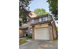 92 - 44 Chester Le Boulevard, Toronto, Ontario M1W2M8
