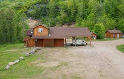 28 Ch. du Lac-Pémichangan, Lac-Sainte-Marie, QC J0X1Z0, CA, Lac-Sainte-Marie, Quebec J0X1Z0