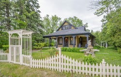 159 Rue Main, Hudson, QC J0P1H0, CA, Hudson, Quebec J0P1H0
