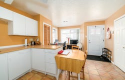 730 Rue Deligny, La Cité-Limoilou, QC G1R3A3, CA, La Cité-Limoilou, Quebec G1R3A3