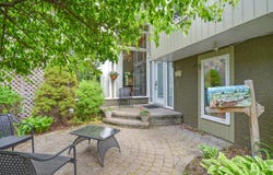 263 Rue Notre-Dame E., Rimouski, Quebec G5L2A6