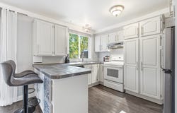 995Z Rue Geoffrion, Greenfield Park, Quebec J4V3E7