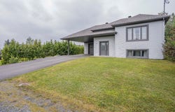 1091 187e Rue, Saint-Georges, QC G5Y5B8, CA, Saint-Georges, Quebec G5Y5B8