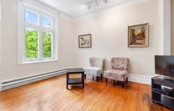 293 Rue du Square-Sir-George-Étienne-Cartier, Montréal (Le Sud-Ouest), Quebec H4C 3A3
