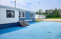 19 Rue Lessard, Chute-aux-Outardes, Quebec G0H1C0