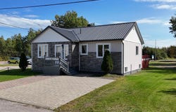 5 Rue St-Joseph, Baie-Trinité, Quebec G0H1A0