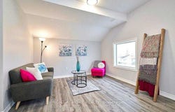 B - 156 peel Street, Barrie, Ontario L4M3L6
