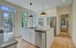 336 Av. Grosvenor, Westmount, Quebec H3Z2M2