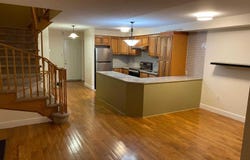 7389 Jaysnest Road, Mississauga, Ontario L5N8J3