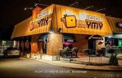 7359 Yonge Street, Markham, Ontario M2N3G1