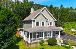 47 Rue Antoine-Grenier, Clermont, QC G4A1L2, CA, Clermont, Quebec G4A1L2