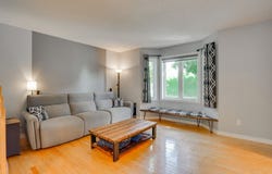 16 Rue Victor-Hugo, Gatineau, QC J8R2Z3, CA, Gatineau, Quebec J8R2Z3