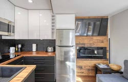 147 Ch. au Pied-de-la-Montagne 2102, Mont-Tremblant, Quebec J8E 2M3