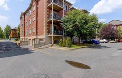 2043 Rue Racine, Saint-Hubert, QC J3Y0B6, CA, Saint-Hubert, Quebec J3Y0B6