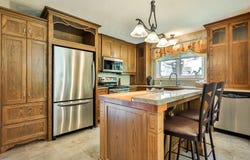 613 Rue Pie-XII, Buckingham, QC J8L2V4, CA, Buckingham, Quebec J8L2V4