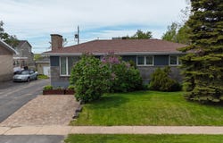 109 Av. Cartier, Sept-Îles, QC G4R2S8, CA, Sept-Îles, Quebec G4R2S8