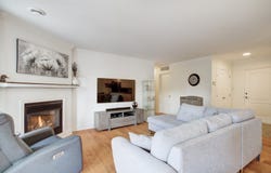 95 Rue des Manoirs, Charlemagne, QC J5Z5H4, CA, Charlemagne, Quebec J5Z5H4