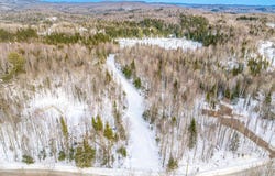 Ch. du Retour-aux-Sources, Amherst, Quebec J0T 2L0