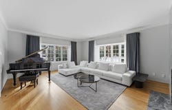 21 Av. Roskilde, Montréal (Outremont), Quebec H2V 2N6