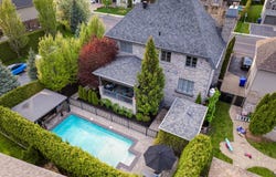 44 Boul. de la Marine, Varennes, Quebec J3X0A8
