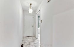 92 - 44 Chester Le Boulevard, Toronto, Ontario M1W2M8