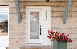 1010 Rue Schubert, Brossard, QC J4X1X1, CA, Brossard, Quebec J4X1X1