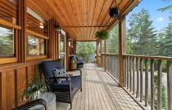 141 Canyon Point Road, Vaughan, Nova Scotia B0N 2T0