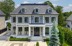 10 Rue Jardin Islemere, Laval (Sainte-Dorothée), Quebec H7Y 1M5