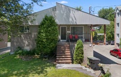 1135 Rue Papineau, Fleurimont, QC J1E1Z7, CA, Fleurimont, Quebec J1E1Z7