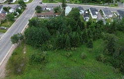 151 Rue des Plaquebières, Sept-Îles, Quebec G4S2B6