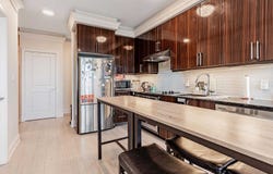 1712B - 9600 Yonge Street, Richmond Hill, Ontario L4C0X3