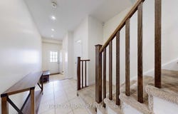 124 Mosaic Drive, Hamilton, Ontario L8B1W4