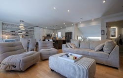 1360 Rue Chantovent, Sainte-Adèle, Quebec J8B2Y5