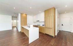 9570 Fifth St, Sidney, British Columbia V8L2W5