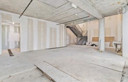 5229 Boul. Décarie, Montréal, Quebec H3C3C2