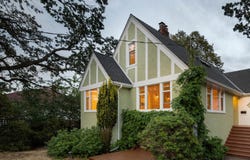 1959 Hampshire Rd, Oak Bay, British Columbia V8R5T9