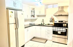 289 Laurentian Avenue, Mississauga, Ontario L4Z2S2