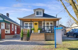 158 Stacey Avenue, Oshawa, Ontario L1H2J3