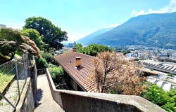 Bellinzona, Ticino 6500