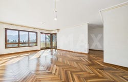 Lugano, Ticino 6900
