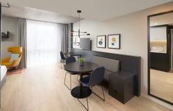 Thurgauerstrasse, Opfikon, Zürich (canton) 8152