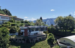 Lugano, Ticino 6900