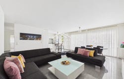 Schlieren, Zürich (canton) 8952