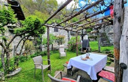 Cugnasco, Ticino 6516